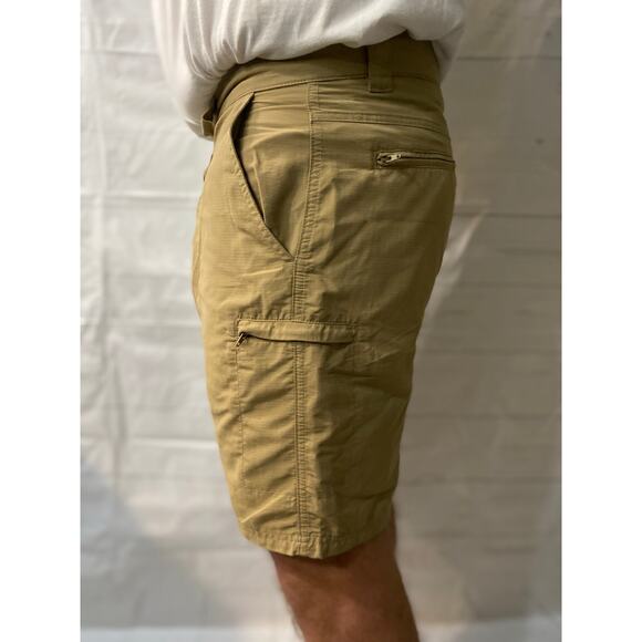 The Territory Ahead Nylon Cargo Khaki Utility Shorts Men’s Size 36 x 9 - Picture 2 of 6